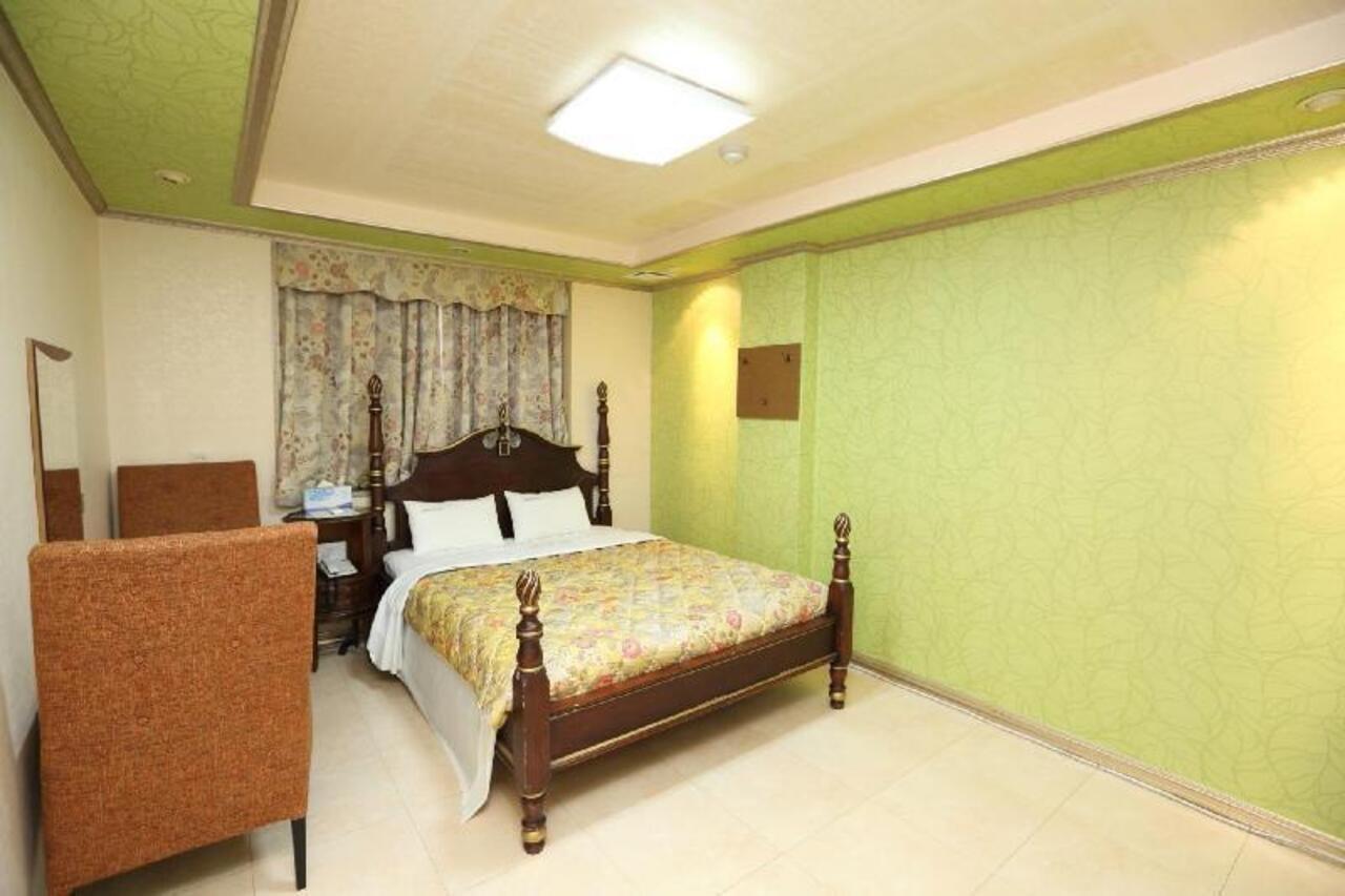Jumunjin Hotel Gangneung Bagian luar foto