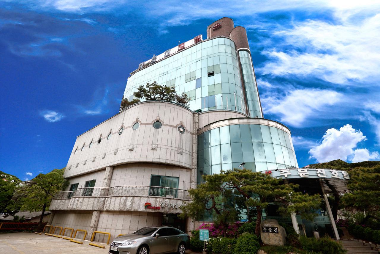 Jumunjin Hotel Gangneung Bagian luar foto